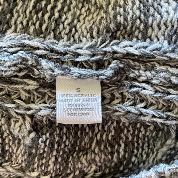 Yvos Women’s Charcoal Gray Short Sleeve Midi Length Sweater Dress - Size Small - Picture 4 of 6